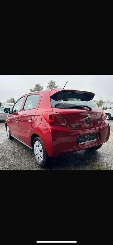 Gebraucht Mitsubishi Space Star 71 PS (52 kW) 2015 Rot Kleinwagen