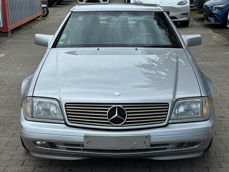 Second-hand Mercedes SL320 231 CP (169 kW) 1994 Argintiu Cabrio