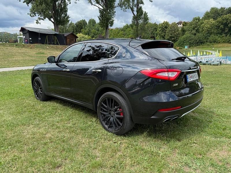 Gebraucht Maserati Levante 430 PS (316 kW) 2019 Schwarz SUV