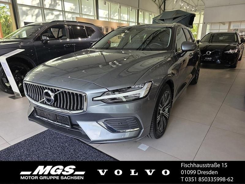 Osmium grey metallic / metallic Gebraucht 2020 Volvo V60 Inscription Kombi | 29.980 € (Fairer Preis) - Bild 1/4