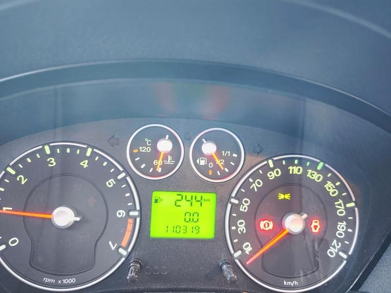 Gebraucht Ford Fiesta 69 PS (50 kW) 2007 Schwarz Kleinwagen