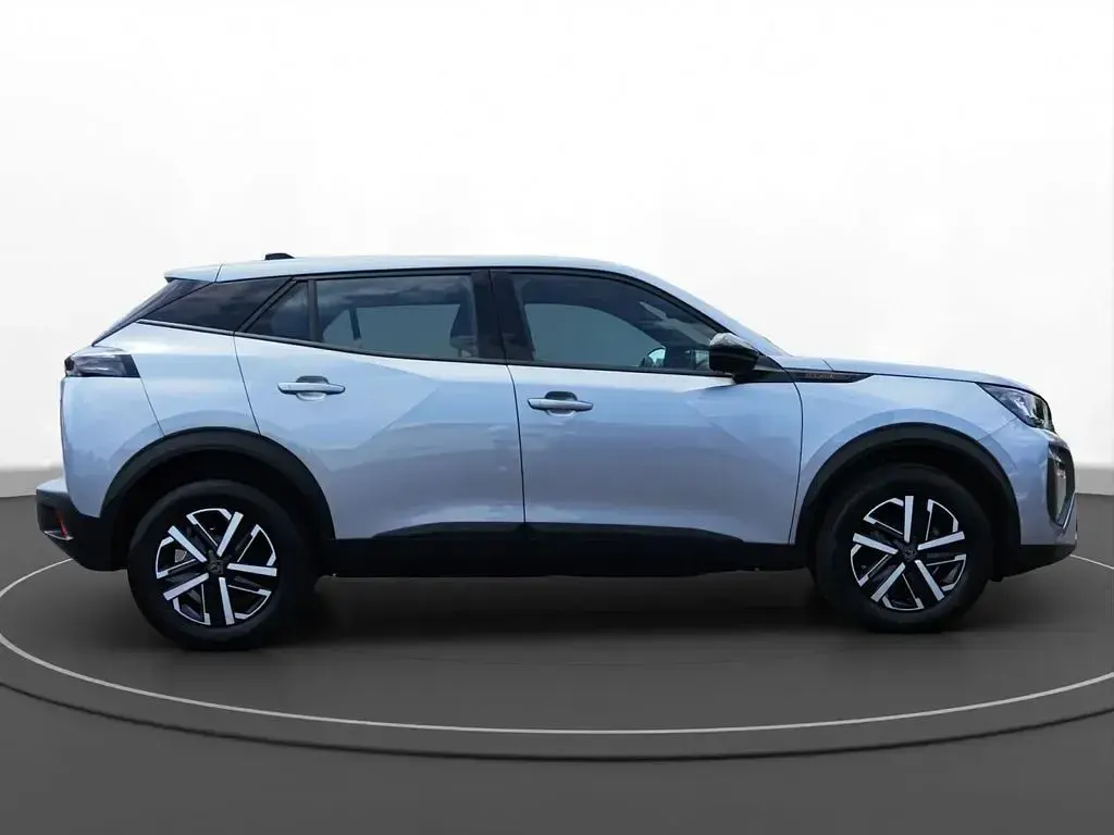 Neu Peugeot 2008 Style 101 PS (74 kW) 2026 Silber SUV