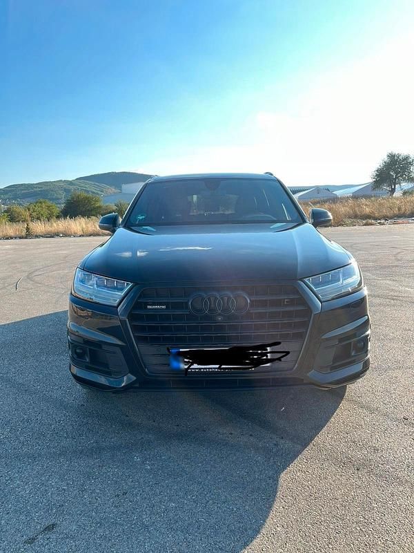 Second-hand Audi Q7 272 CP (200 kW) 2018 Negru SUV
