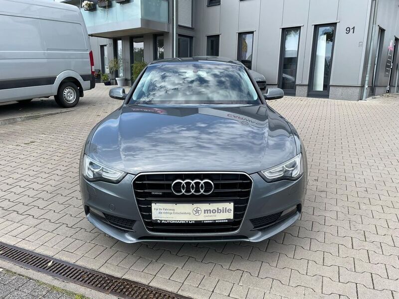 Grau metallic Gebraucht 2017 Audi A5 Sportback Ambiente Coupé | 16.990 € (Fairer Preis) - Bild 1/4