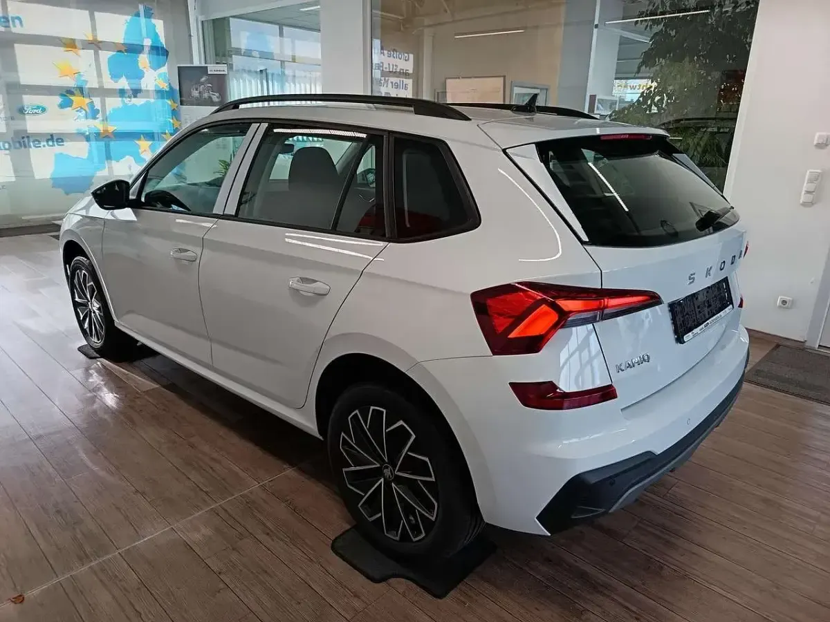 Neu Skoda Kamiq 150 PS (110 kW) 2025 Weiß SUV