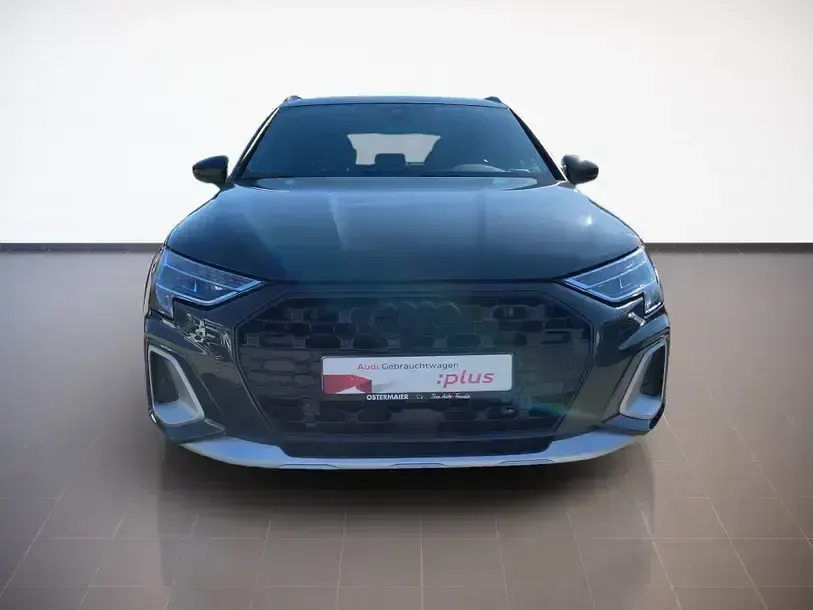 Second-hand Audi A3 e-tron Ambiente 204 CP (150 kW) 2025 Gri Hatchback