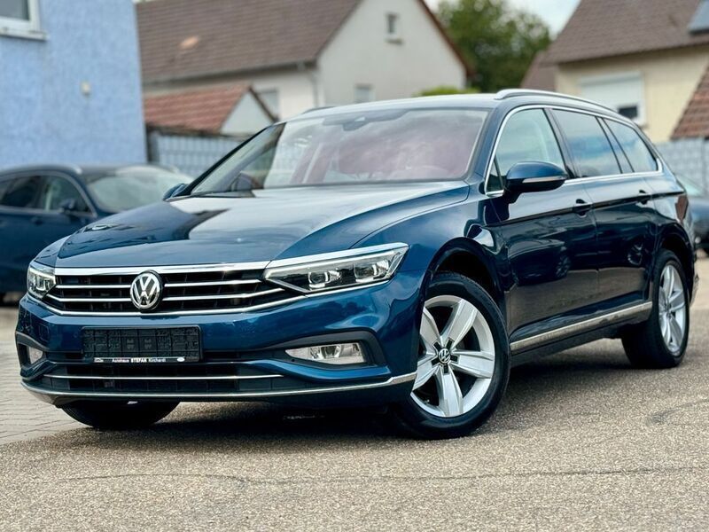 Blau Gebraucht 2020 VW Passat Elegance Kombi | 22.990 € (Fairer Preis) - Bild 1/4
