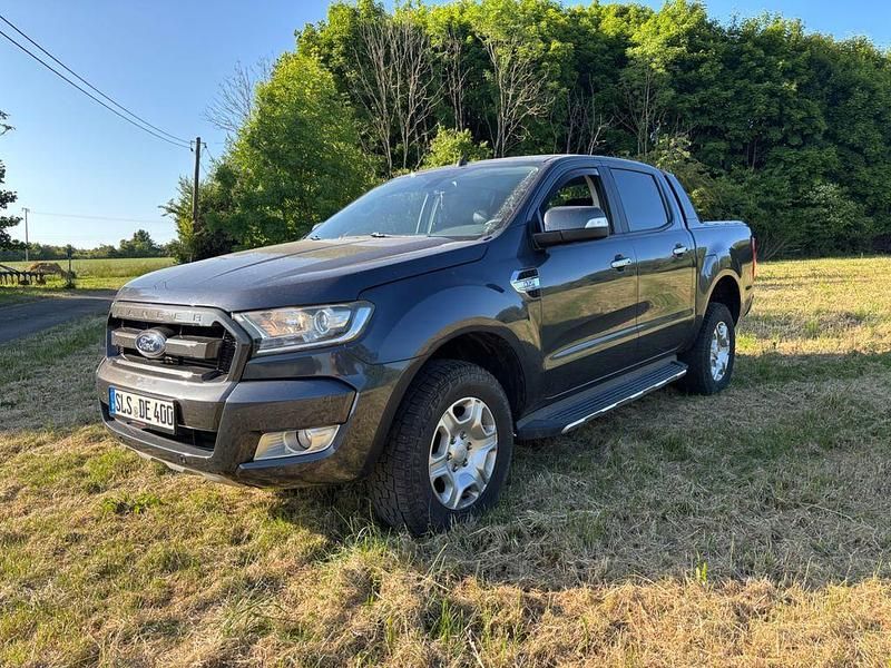 Grau Gebraucht 2016 Ford Ranger Abholung | 19.300 € (Etwas zu teuer) - Bild 1/4