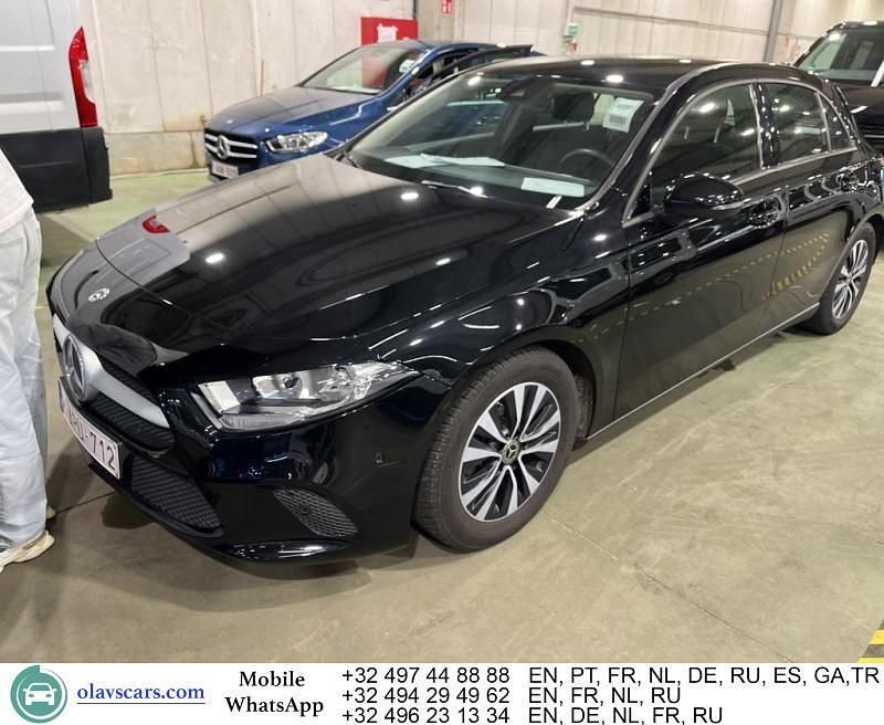 Schwarz Gebraucht 2021 Mercedes A160 Limousine | 14.883 € (Superpreis) - Bild 1/4