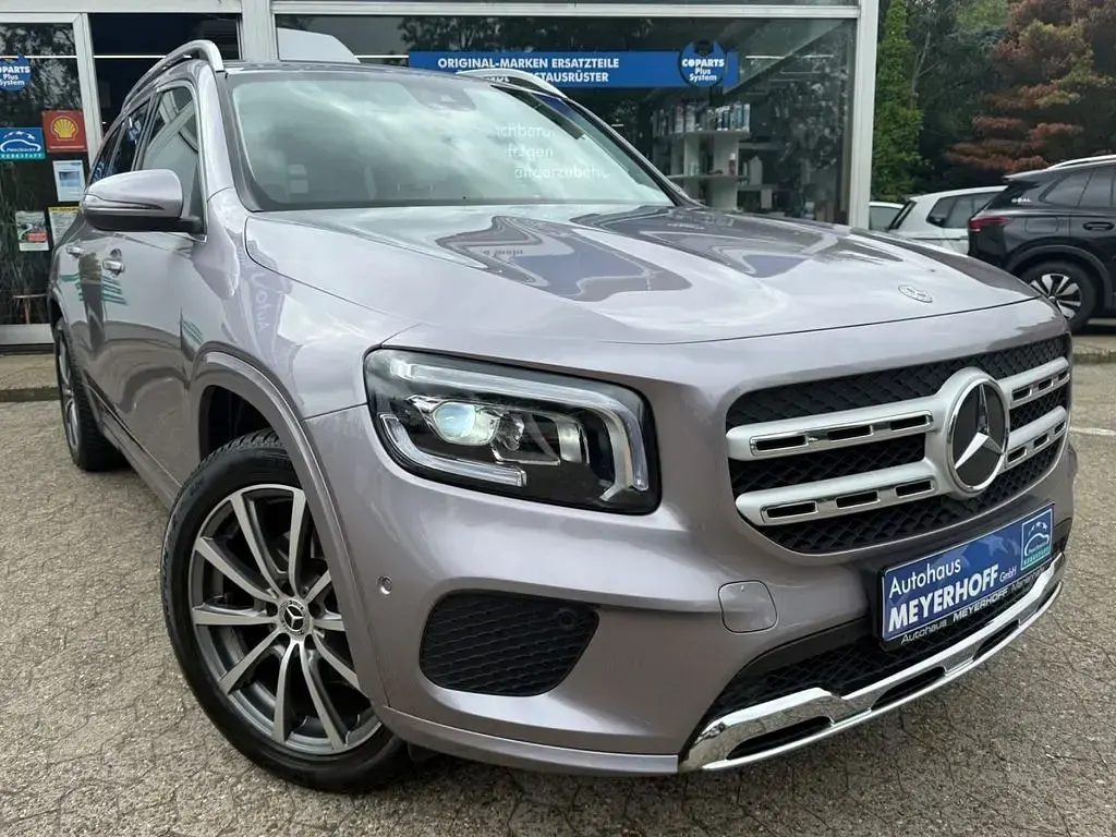 Gebraucht Mercedes GLB200 Progressive 163 PS (119 kW) 2021 Silber SUV