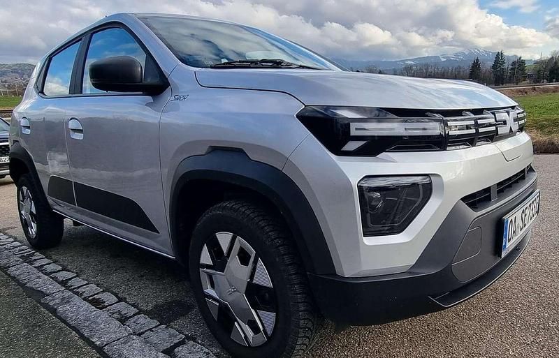 Gebraucht Dacia Spring Expression 33 kW (45 PS) 2025 Grau Kleinwagen