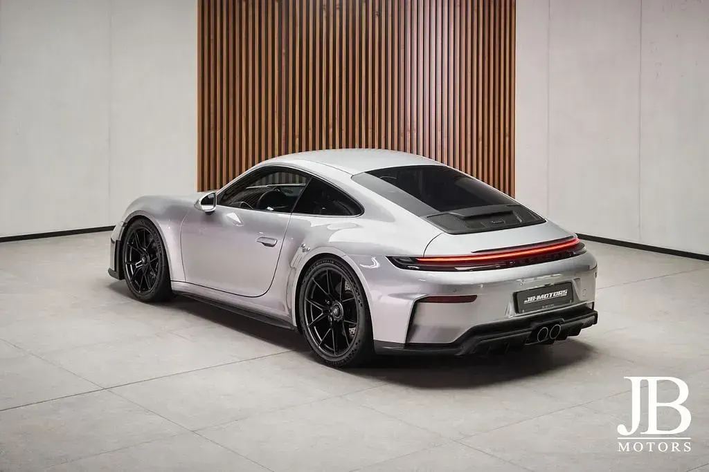 Gebraucht Porsche 992 510 PS (375 kW) 2025 Silber