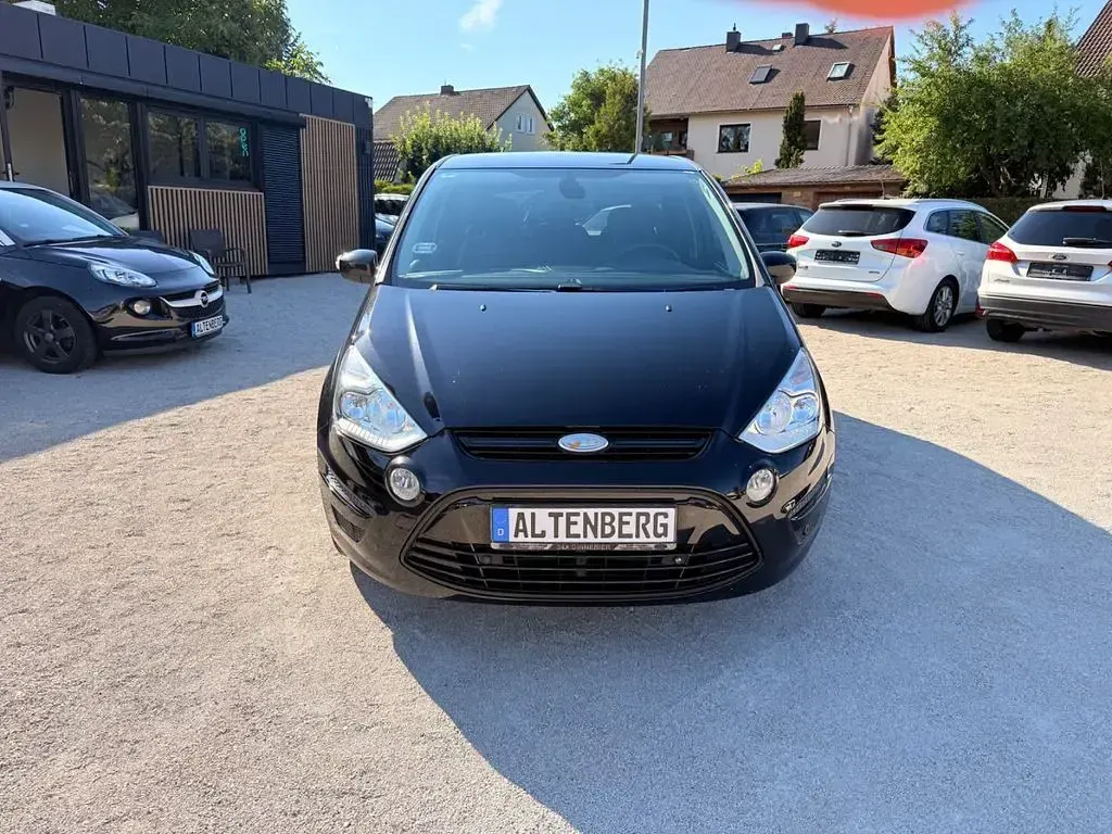Gebraucht Ford S-MAX S 140 PS (102 kW) 2011 Schwarz Van / Kleinbus