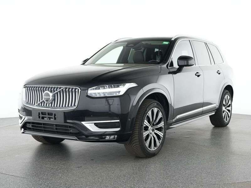Schwarz onyx black / (schwarz) metallic Gebraucht 2024 Volvo XC90 Plus SUV | 53.900 € (Superpreis) - Bild 1/4