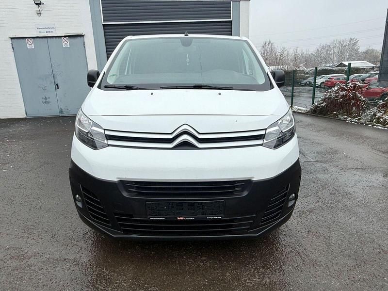 Second-hand Citroën Jumpy Business Class 122 CP (89 kW) 2017 Alb Monovolum