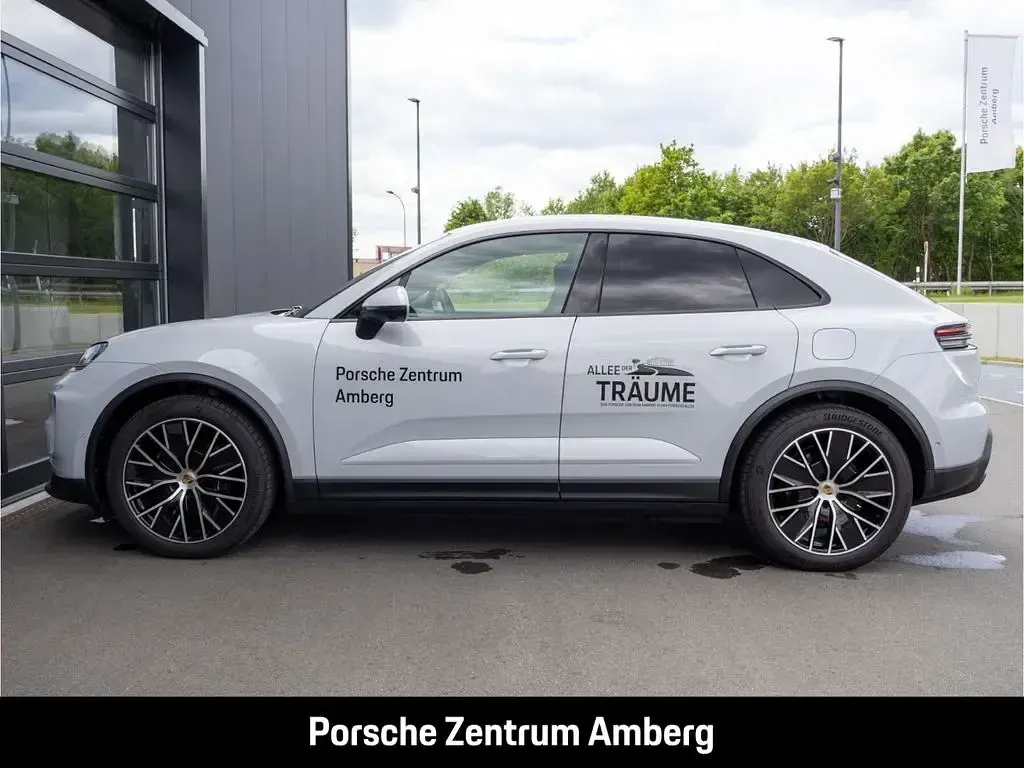Gebraucht Porsche Macan 300 kW (408 PS) 2025 Grau SUV