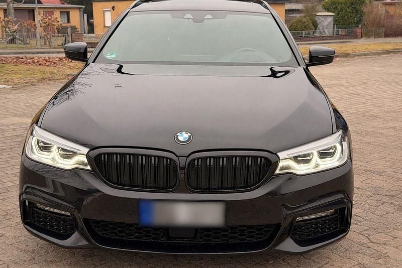 Gebraucht BMW 540 Shadowline 320 PS (235 kW) 2018 Schwarz Kombi