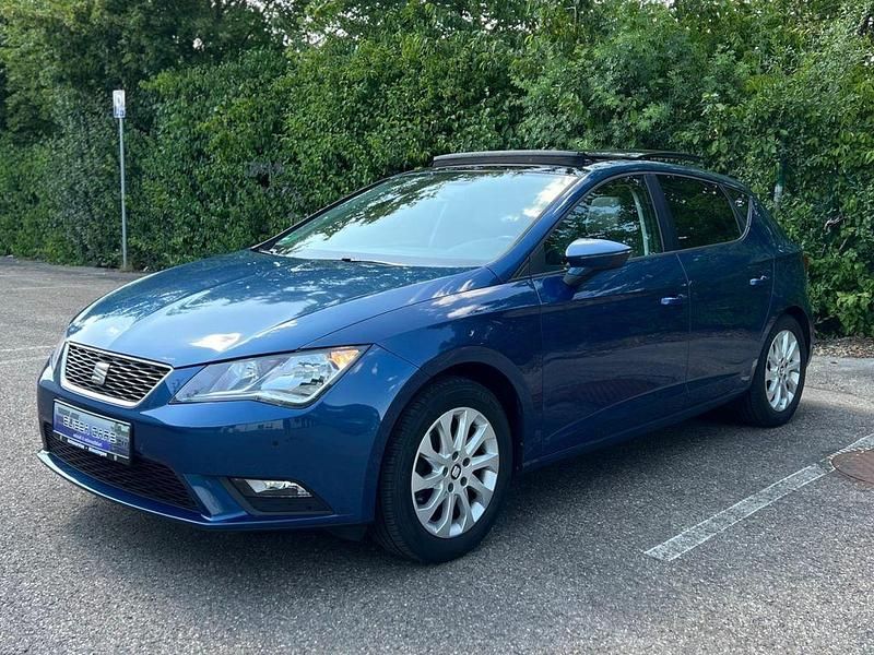 Gebraucht Seat Leon Style 125 PS (91 kW) 2015 Blau Limousine