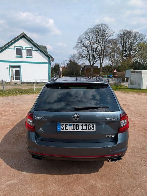 Gebraucht Skoda Octavia RS 245 PS (180 kW) 2019 Grau Kombi