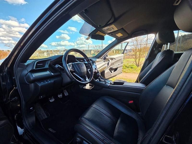 Gebraucht Honda Civic Dynamic 126 PS (92 kW) 2020 Schwarz Limousine