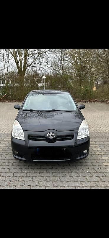Schwarz Gebraucht 2009 Toyota Corolla Verso Van / Kleinbus | 3.100 € (Fairer Preis) - Bild 1/4