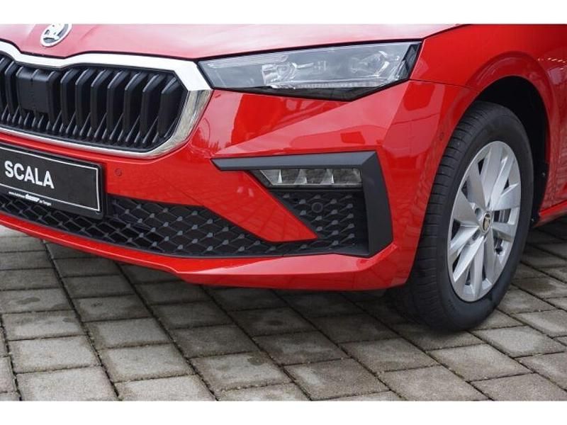 Gebraucht Skoda Scala Selection 116 PS (85 kW) 2024 Rot Kleinwagen