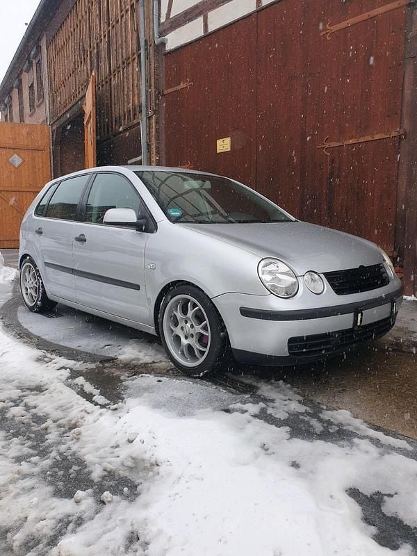 Silber Gebraucht 2002 VW Polo Kleinwagen | 2.199 € (Fairer Preis) - Bild 1/4