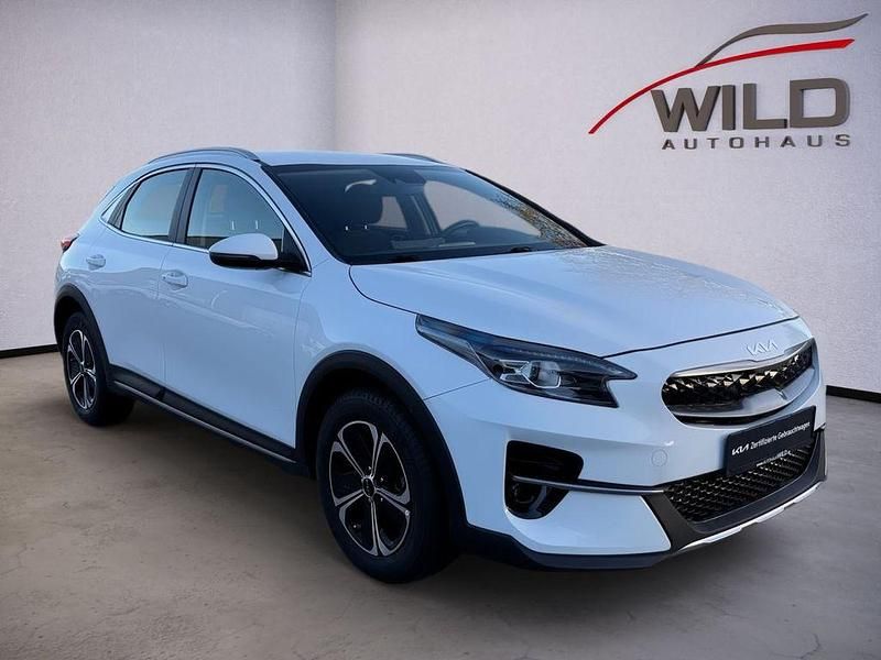 Gebraucht Kia XCeed Vision 141 PS (103 kW) 2022 Weiß SUV