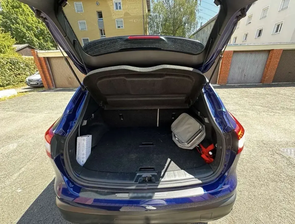 Gebraucht Nissan Qashqai 360º 116 PS (85 kW) 2015 Blau SUV