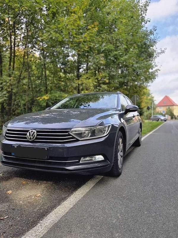 Gebraucht 2016 VW Passat Comfortline Kombi | 10.200 € (Guter Preis) - Bild 1/4