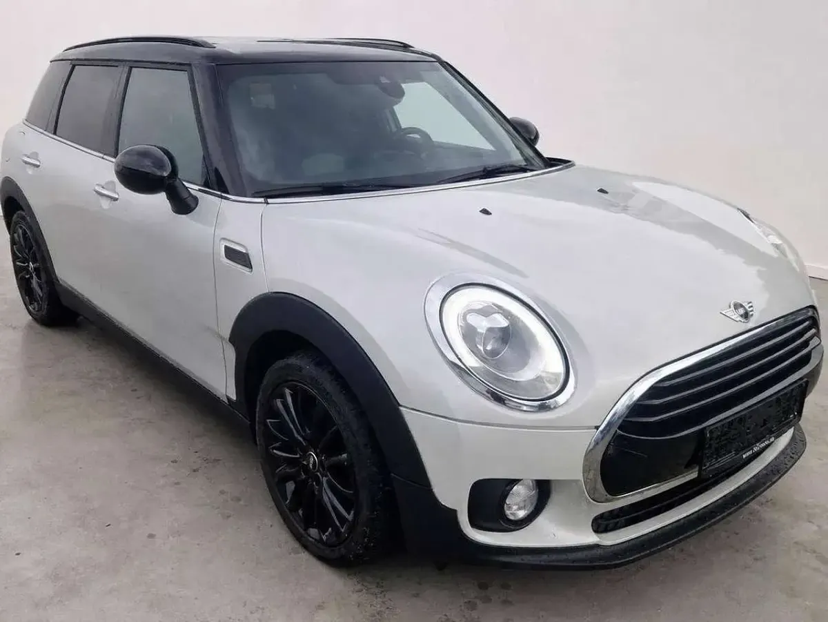 Gebraucht Mini Cooper D Clubman 150 PS (110 kW) 2018 White silver metallic Kombi
