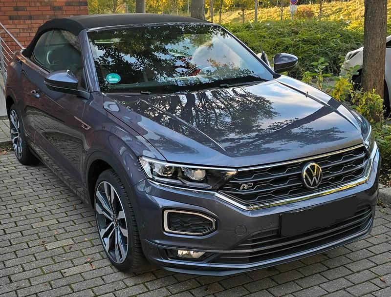 Grau Gebraucht 2021 VW T-Roc Cabriolet R-line Cabrio | 23.750 € (Guter Preis) - Bild 1/4