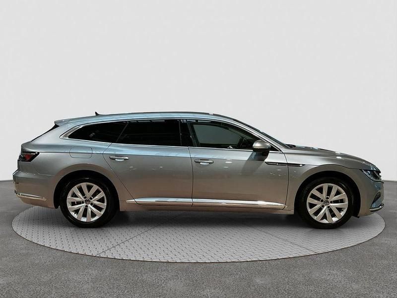 Gebraucht VW Arteon Elegance 150 PS (110 kW) 2023 Silber Limousine