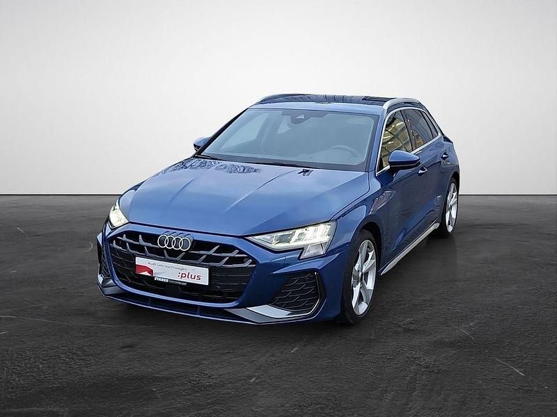 Gebraucht Audi A3 S-Line 116 PS (85 kW) 2025 Gletscherweiß metallic Limousine