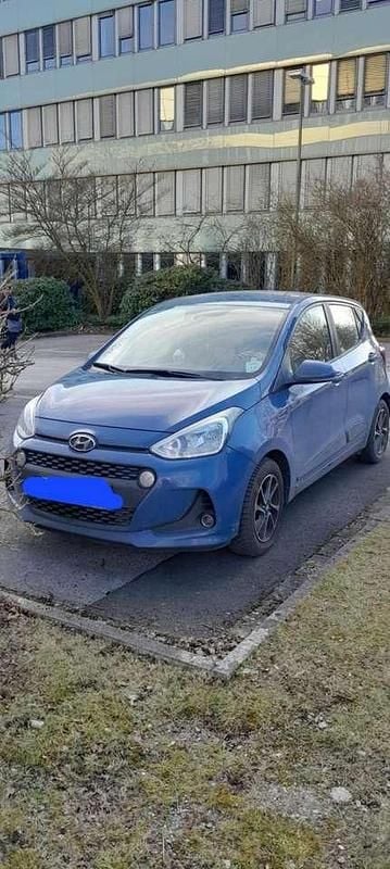 Gebraucht Hyundai i10 Style 87 PS (63 kW) 2017 Blau Kleinwagen