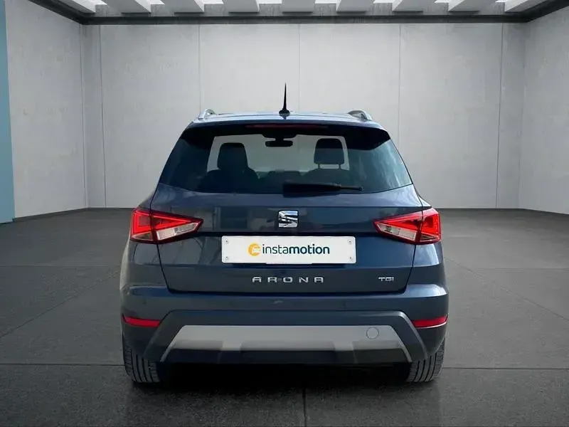 Używany Seat Arona 90 KM (66 kW) 2021 Szary SUV