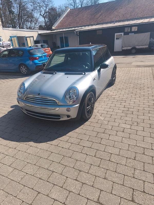 Used Mini Cooper 116 HP (85 kW) 2006 Silver Hatchback