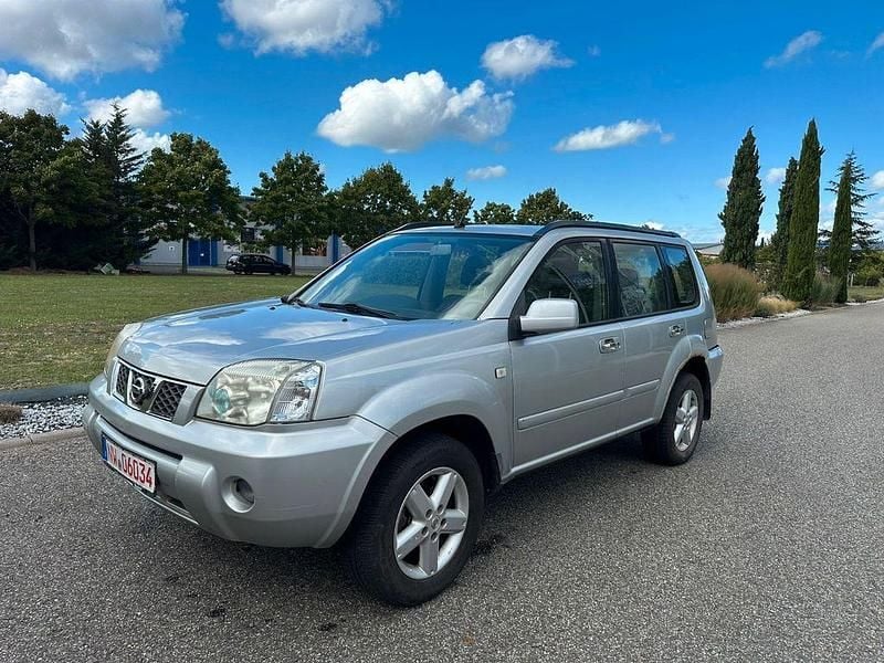 Silber Gebraucht 2004 Nissan X-Trail SUV | 1.950 € (Superpreis) - Bild 1/4