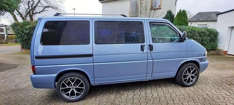 Gebraucht VW Multivan 116 PS (85 kW) 1999 Blau Van