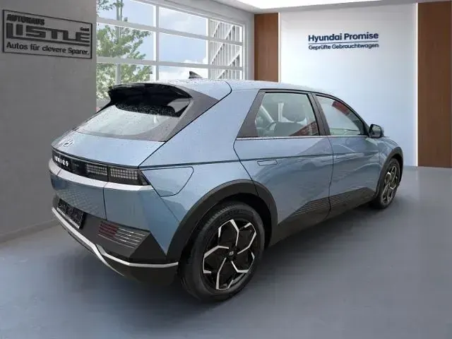 Gebraucht Hyundai Ioniq 5 Basis 125 kW (170 PS) 2023 Lucid blue SUV