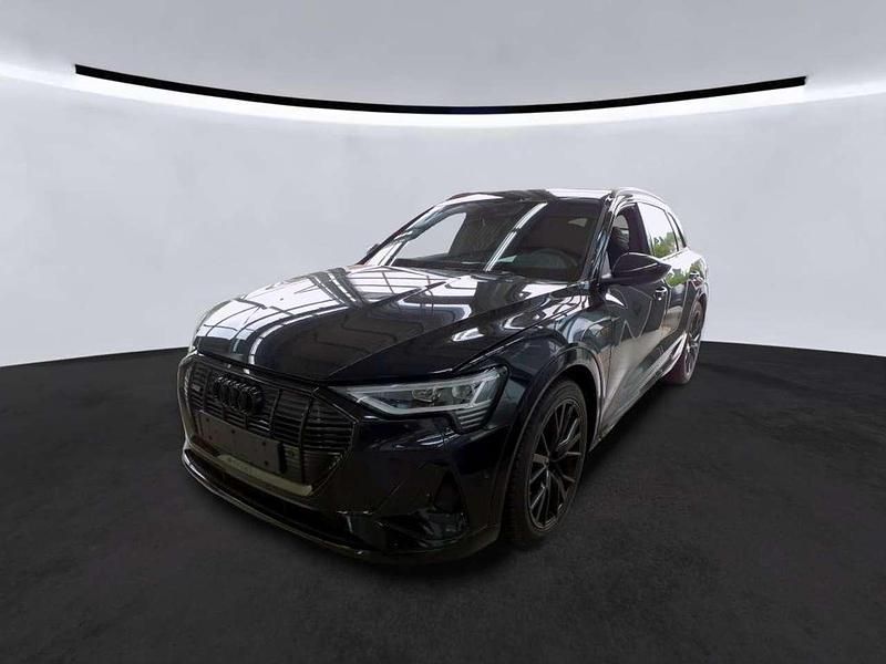 Mythosschwarz metallic Gebraucht 2022 Audi e-tron S-Line SUV | 39.925 € (Fairer Preis) - Bild 1/2