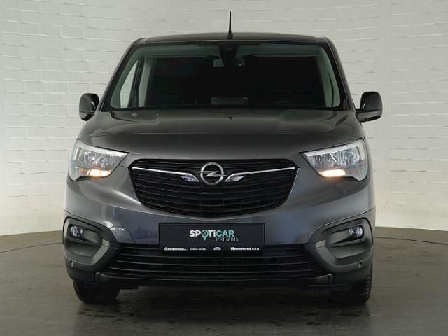 Gebraucht Opel Combo Edition 131 PS (96 kW) 2024 Vulkan grau (metallic) Van