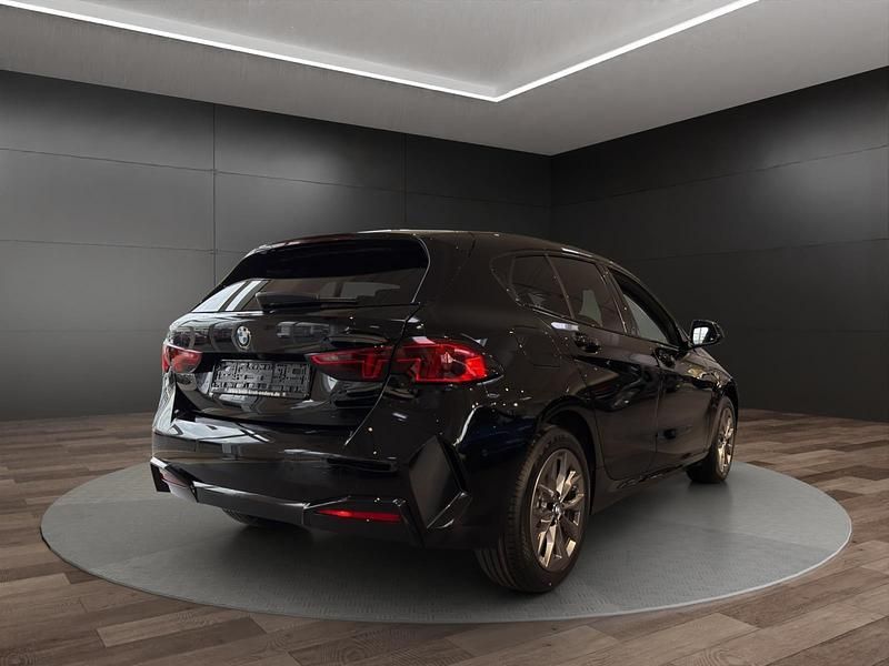 Gebraucht BMW 120 Efficient Dynamics 156 PS (114 kW) 2025 Schwarz ii Kleinwagen
