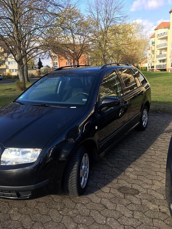 Second-hand Skoda Fabia 75 CP (55 kW) 2003 Negru Break