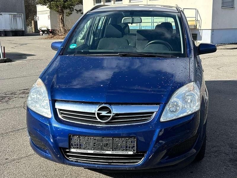 Gebraucht Opel Zafira Edition 140 PS (102 kW) 2009 Ultrablau mi2 Van / Kleinbus