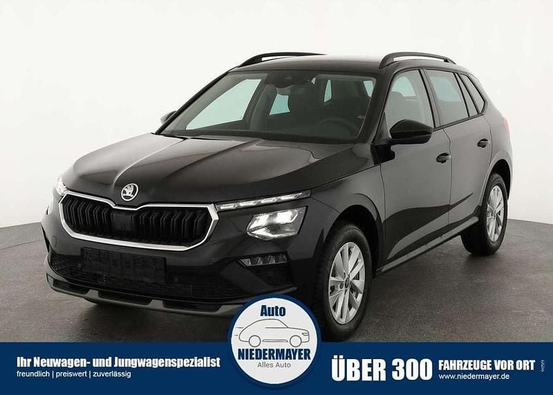 Graphite grau metallic Neu 2025 Skoda Kamiq Selection SUV | 26.995 € (Superpreis) - Bild 1/4