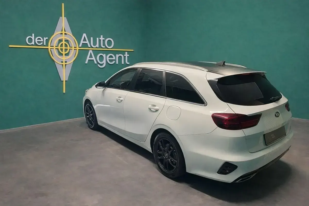 Gebraucht Kia Ceed GT GT-Line 140 PS (102 kW) 2020 Weiß Kombi