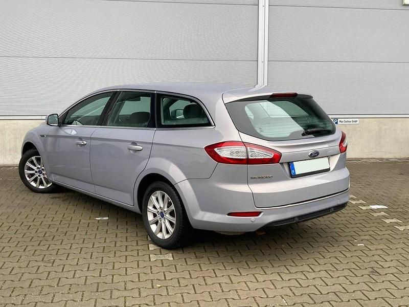 Second-hand Ford Mondeo 140 CP (102 kW) 2014 Argintiu Break