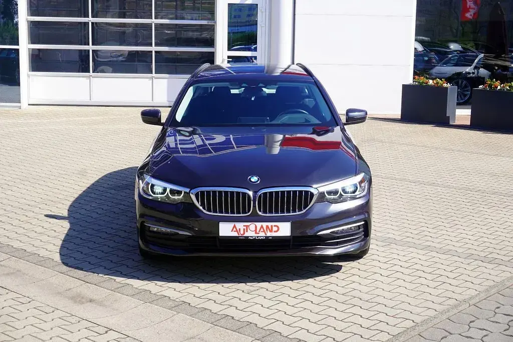 Gebraucht BMW 520 Sport Line 190 PS (139 kW) 2020 Grau Kombi