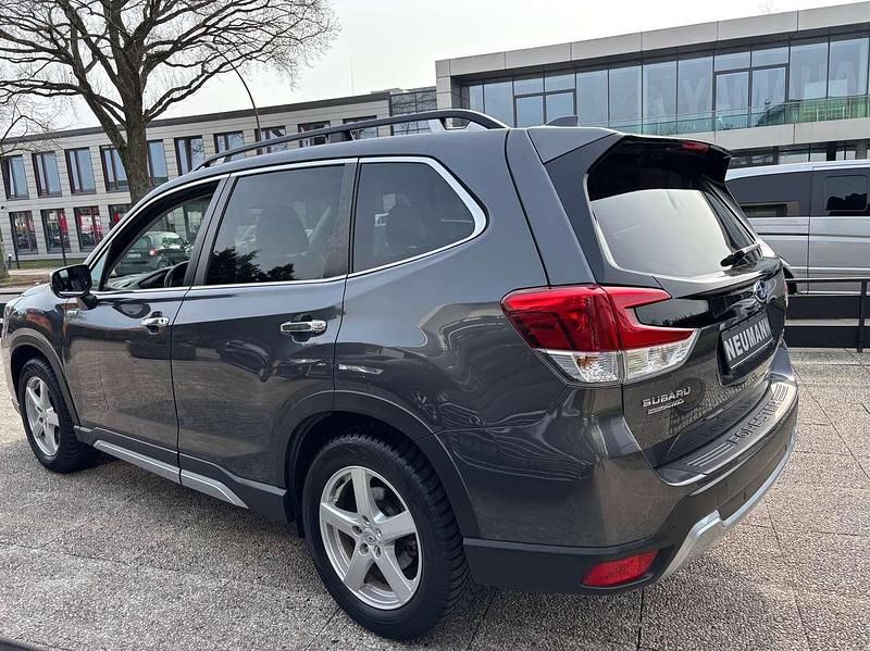 Gebraucht Subaru Forester Platinum 150 PS (110 kW) 2021 Magnetite gray (m) SUV